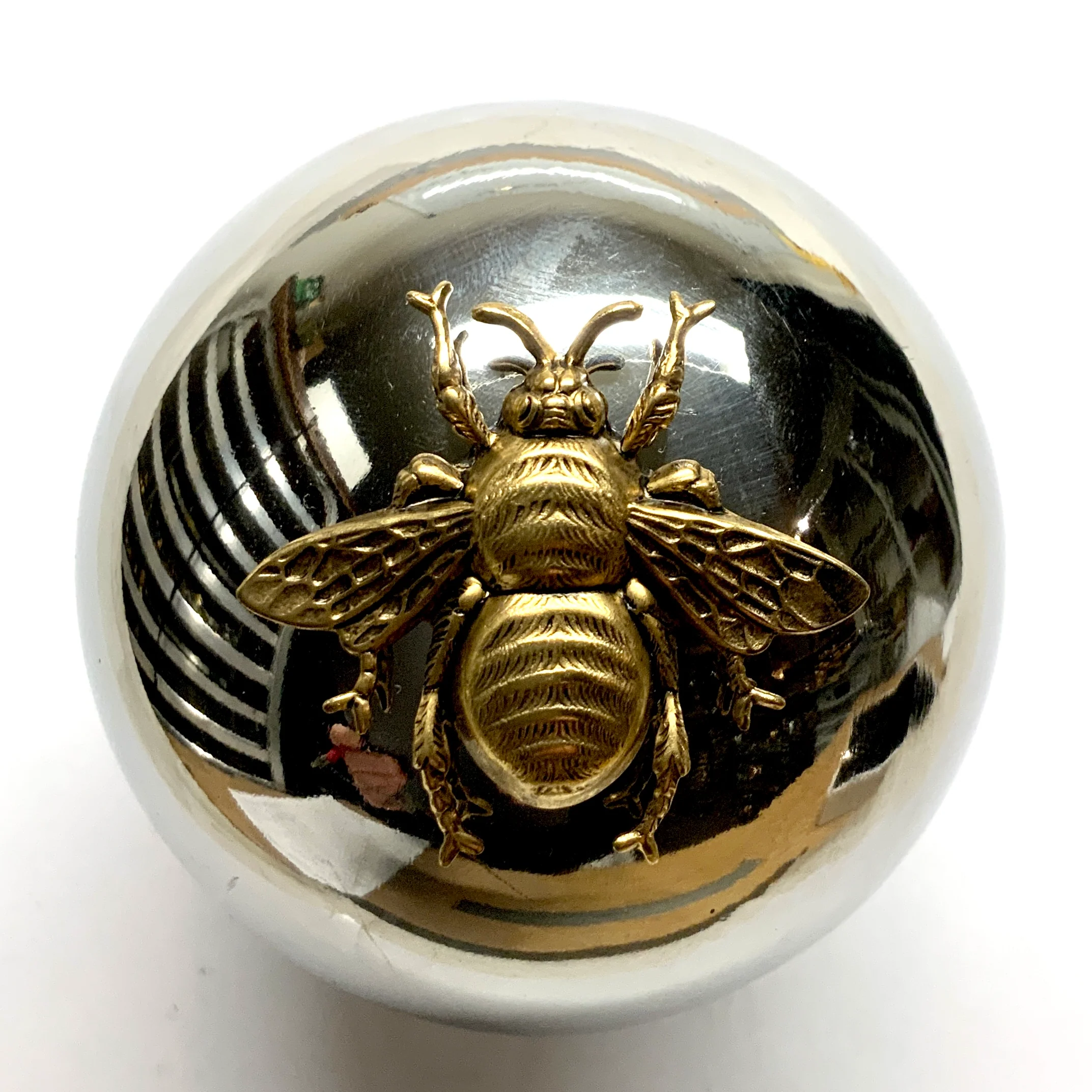 Gazing Ball Frame with Grande Bee / Slight Imperfections (3" wide)